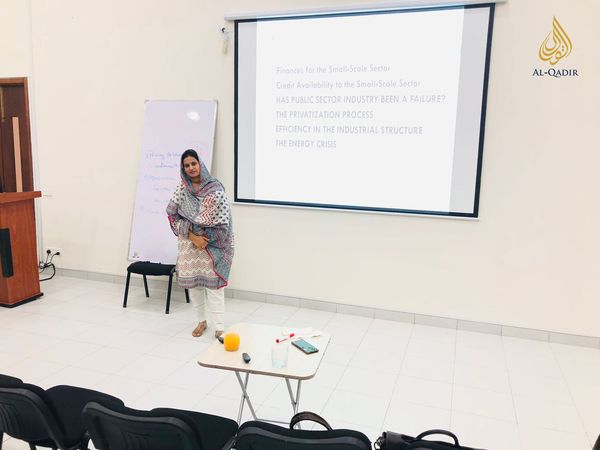 Gallery - Guest Speaker session on the Economic History of Pakistan